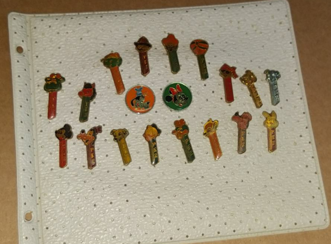 PEZ in DISNEY značke