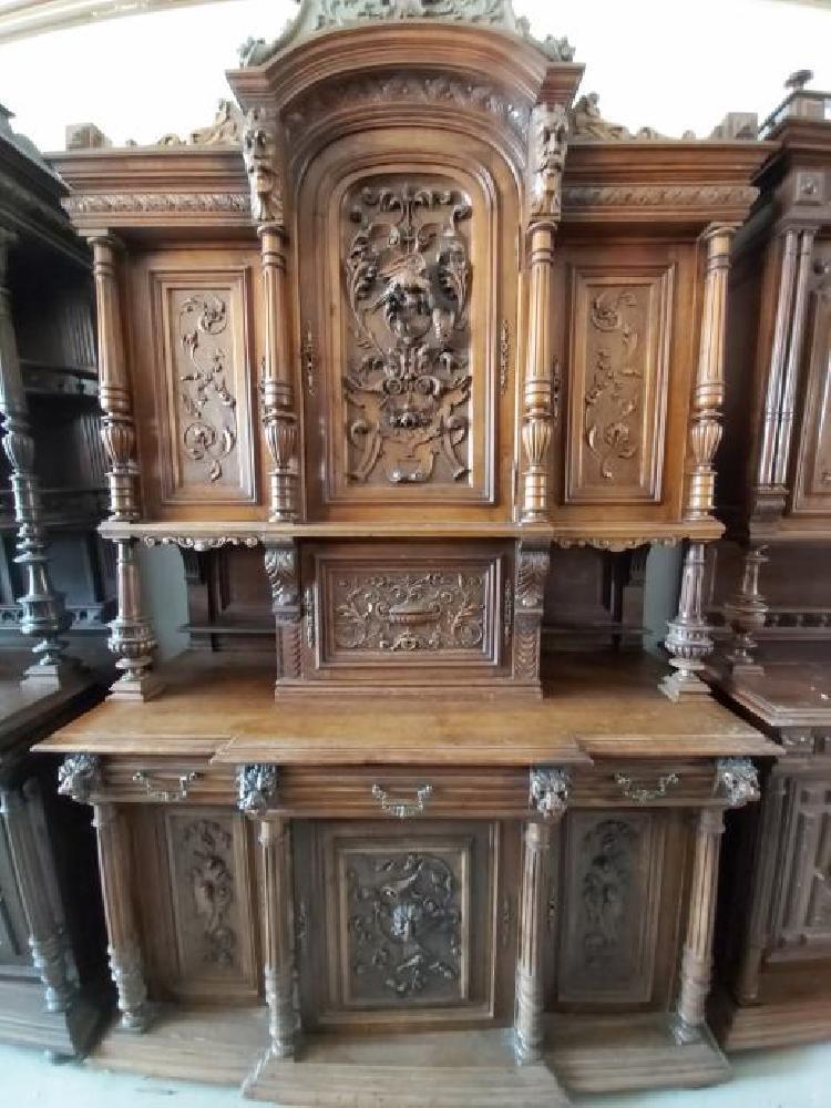 STARINSKA OMARA KREDENCA