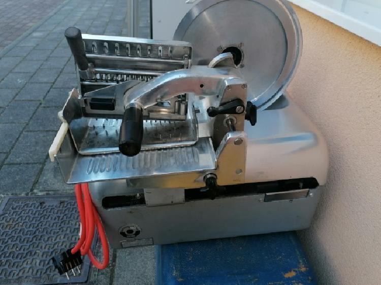 Industrijska mesoreznica Bizerba A310-spletnedrazbe.si