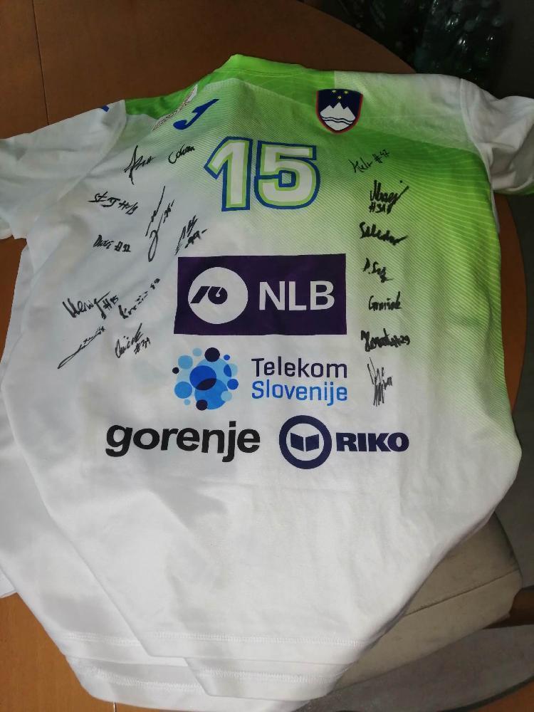 Podpisana dres Slovenske rokometne reprezentance-spletnedrazbe.si