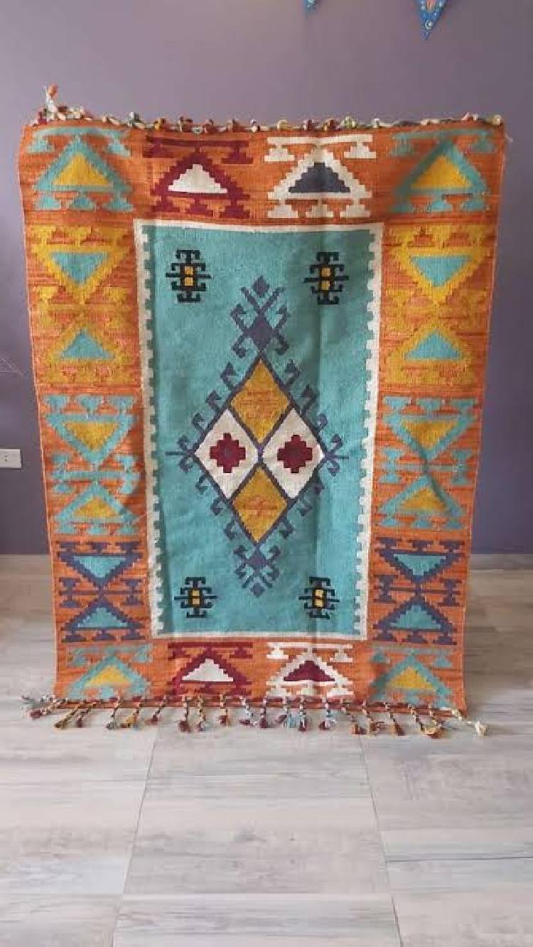 Ročno izdelana preproga-spletnedrazbe.si