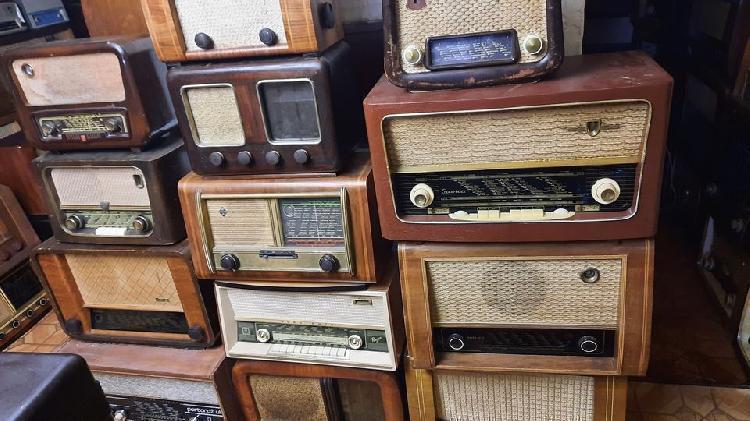 STARINSKI RADIJI-spletnedrazbe.si