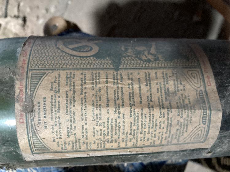 Steklenica Radenska prvotna 1914-spletnedrazbe.si