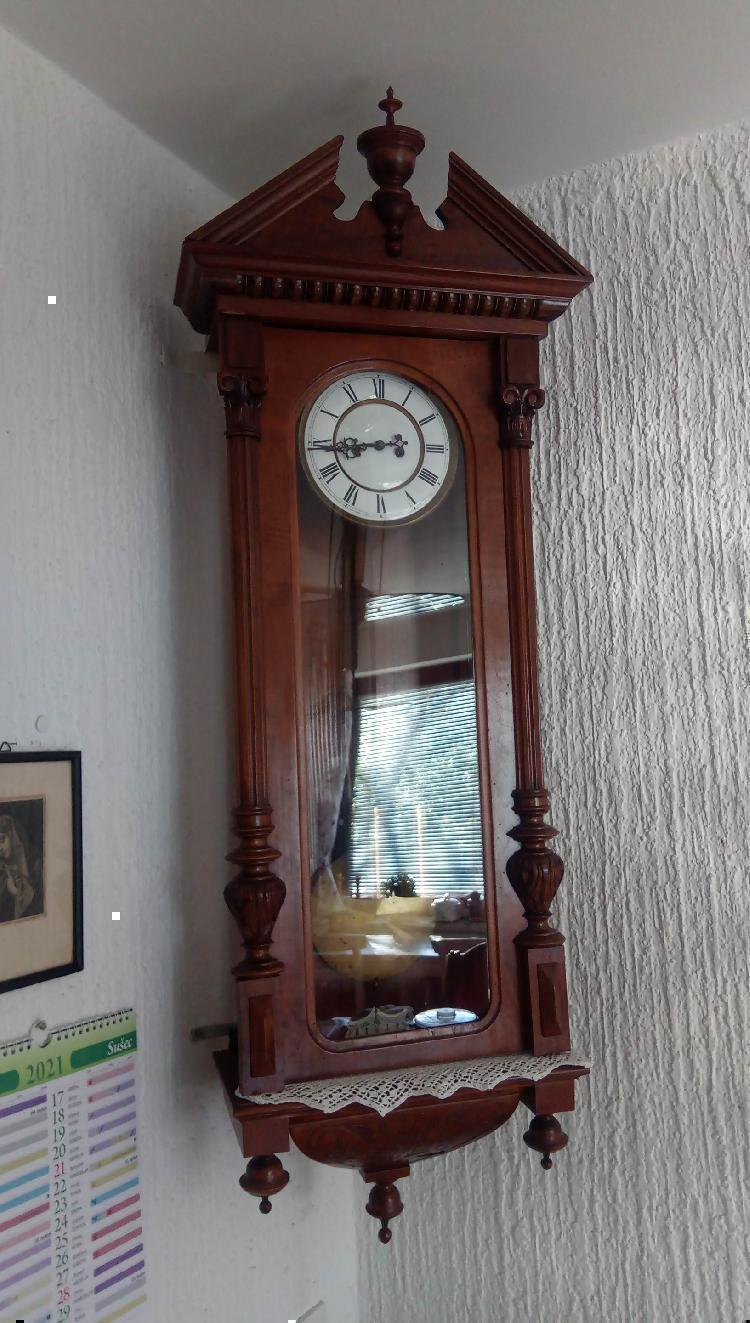 Stenska ura kotna-spletnedrazbe.si