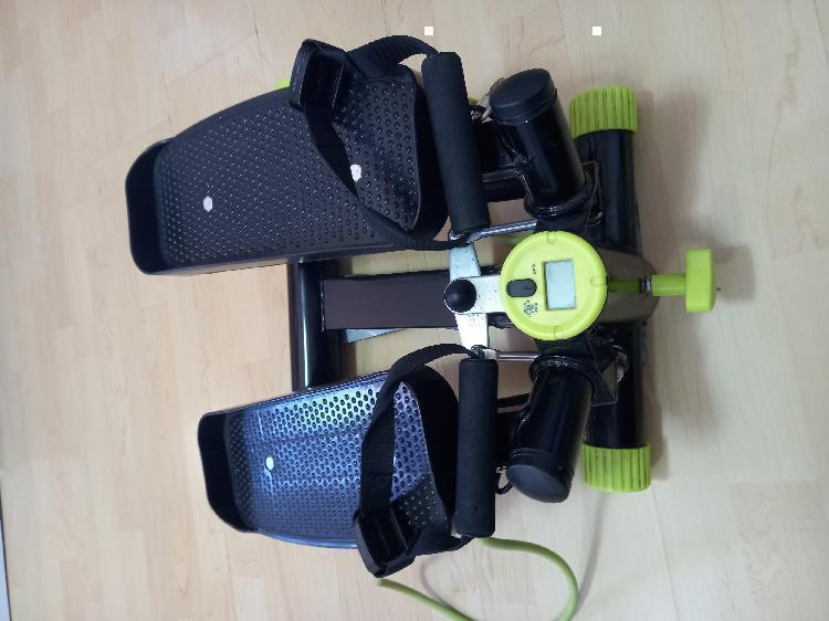 Stepper z ročkami za roke-spletnedrazbe.si