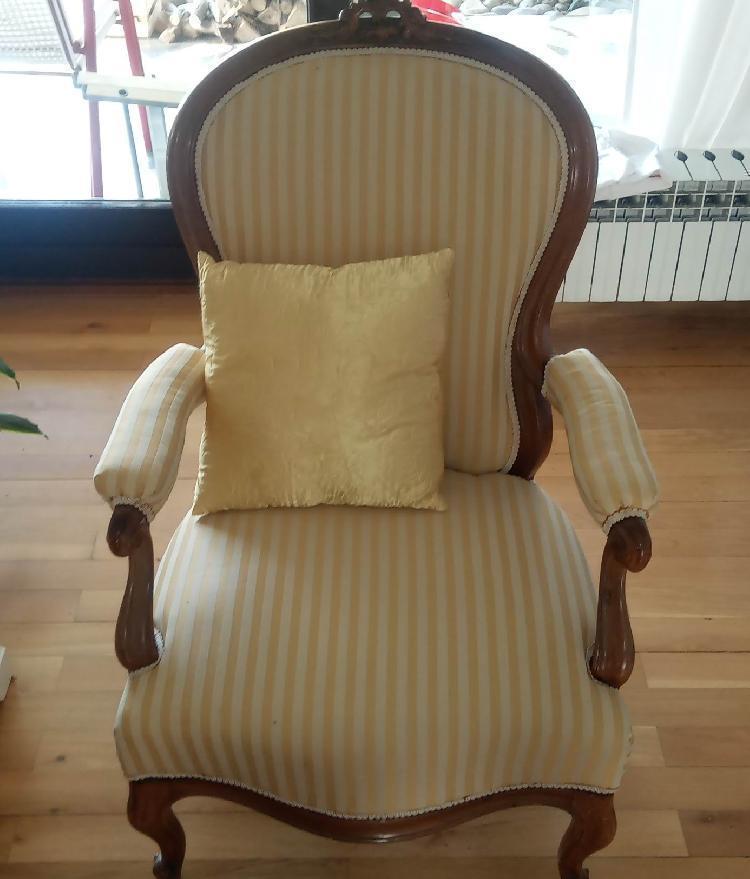 Stol starinski-spletnedrazbe.si