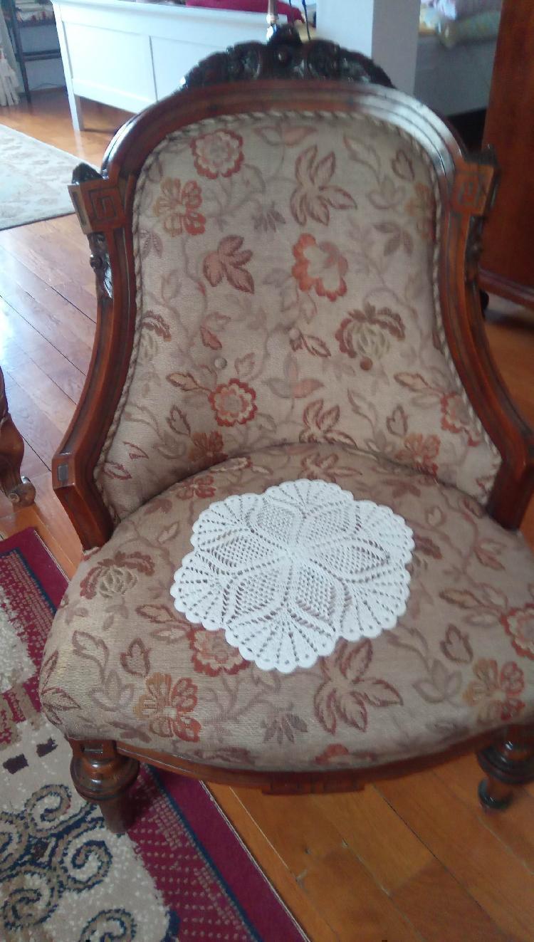 Stol vintage-spletnedrazbe.si